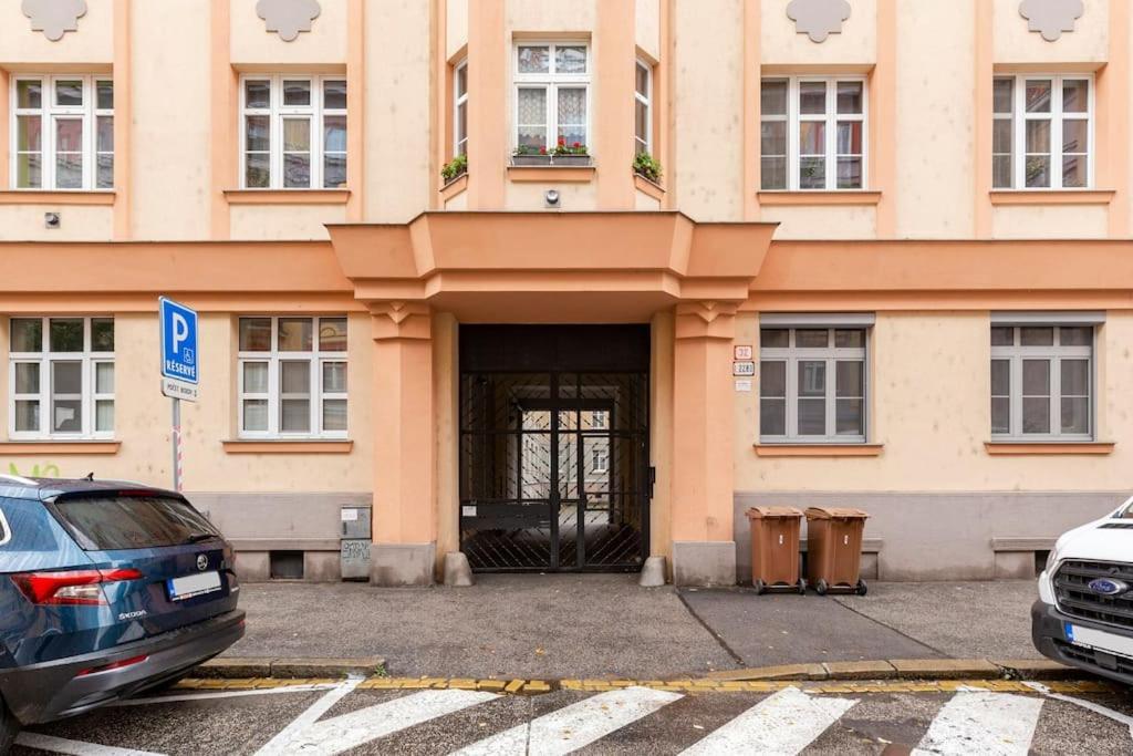 Rooftop 180M2 Loft With Private Sauna, Bratislava Buitenkant foto